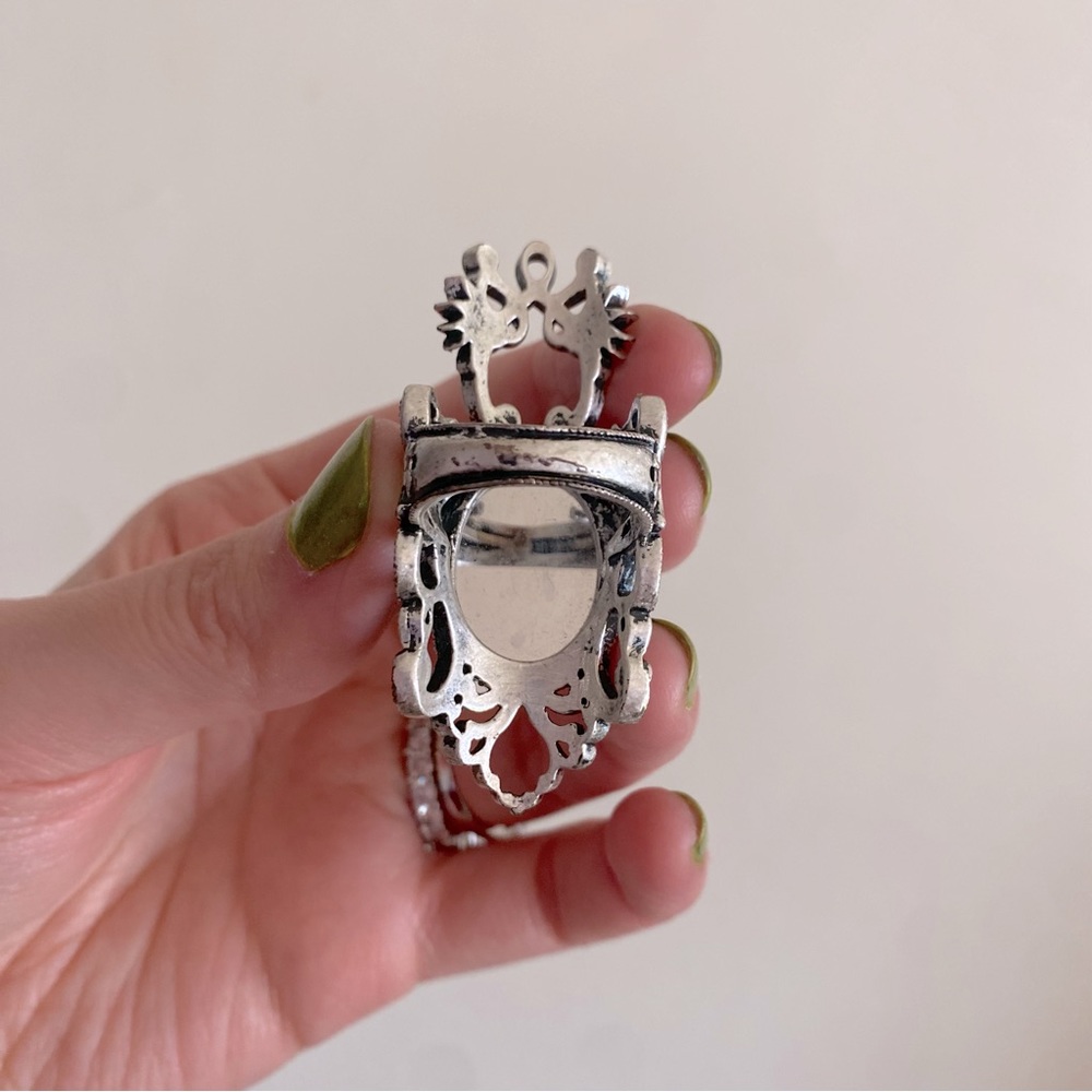 Silver Tone Ornate Cocktail Ring with Blue Stone - Picture 6 of 7